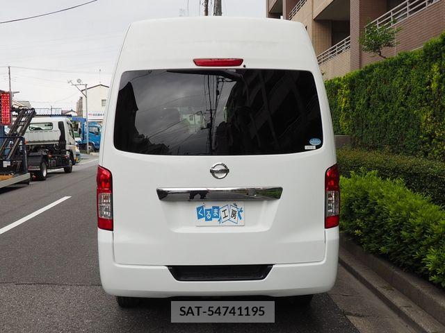 Nissan NV350 Caravan 2015-09 7618985-24