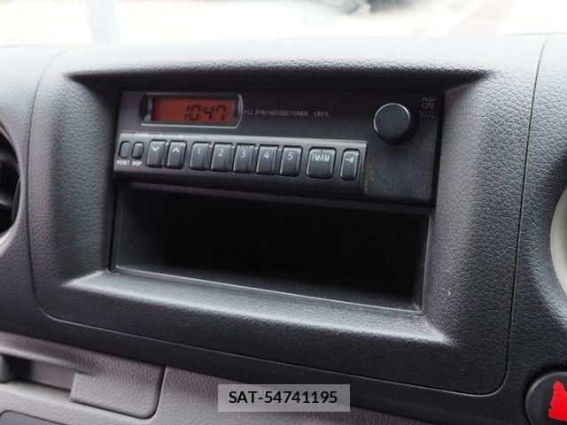 Nissan NV350 Caravan 2015-09 7618985-3