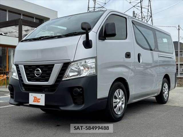 Nissan NV350 Caravan 2021-03 7618984-9
