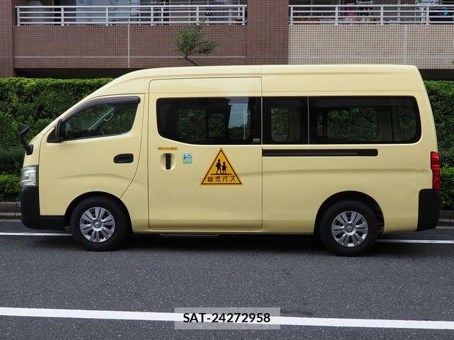 Nissan NV350 Caravan 2014-08 7726832-14