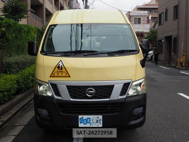 Nissan NV350 Caravan 2014-08 7726832-19
