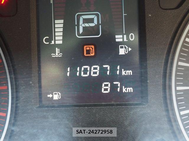 Nissan NV350 Caravan 2014-08 7726832-2