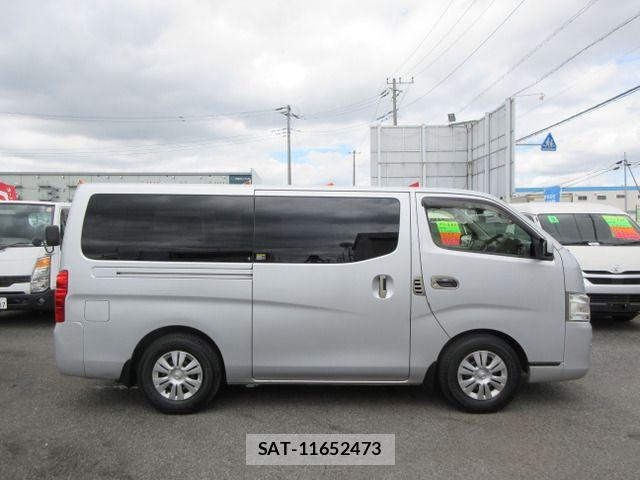 Nissan NV350 Caravan 2015-08 7726834-3