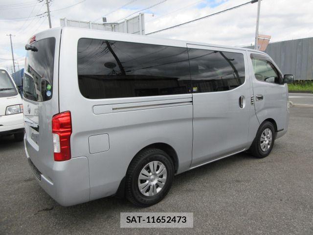 Nissan NV350 Caravan 2015-08 7726834-7