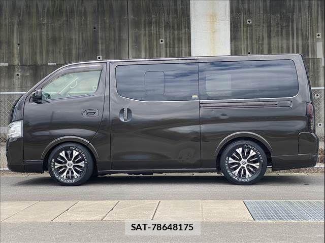 Nissan NV350 Caravan 2012-07 7726833-11