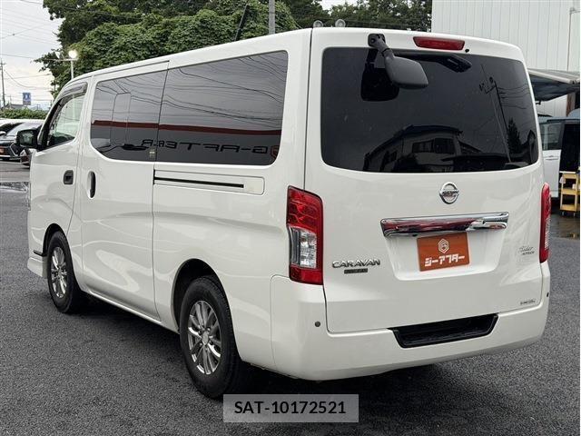 Nissan NV350 Caravan 2020-06 7726831-22