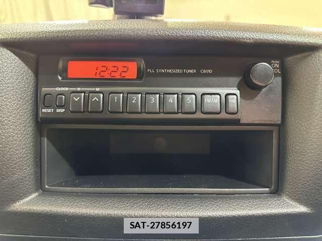 Nissan NV350 Caravan 2014-06 7787921-14