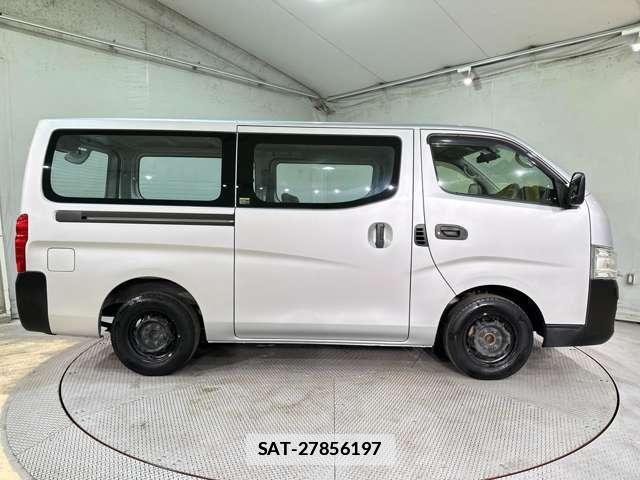 Nissan NV350 Caravan 2014-06 7787921-3