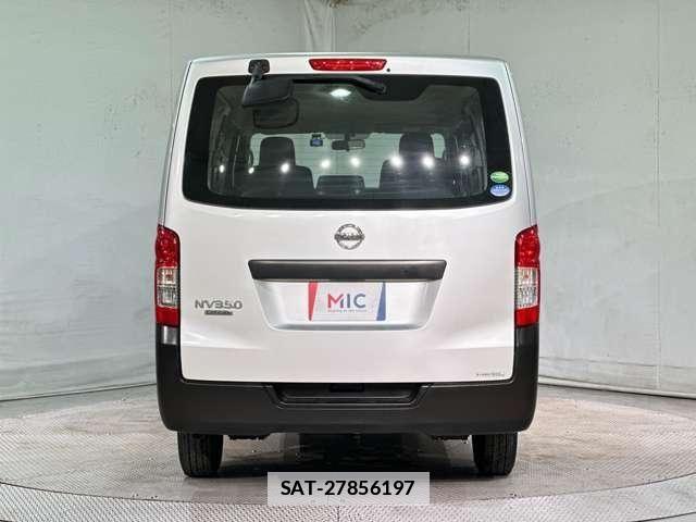 Nissan NV350 Caravan 2014-06 7787921-5