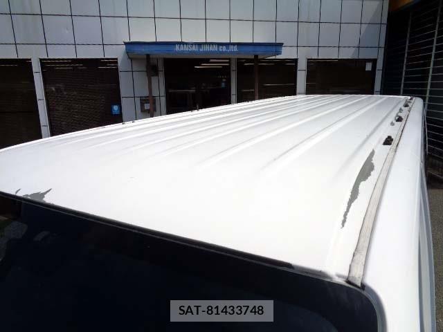 Nissan NV350 Caravan 2018-10 7787919-18