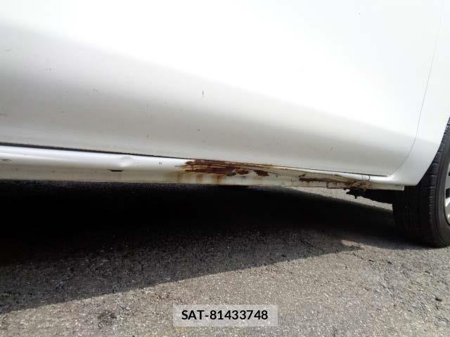 Nissan NV350 Caravan 2018-10 7787919-20