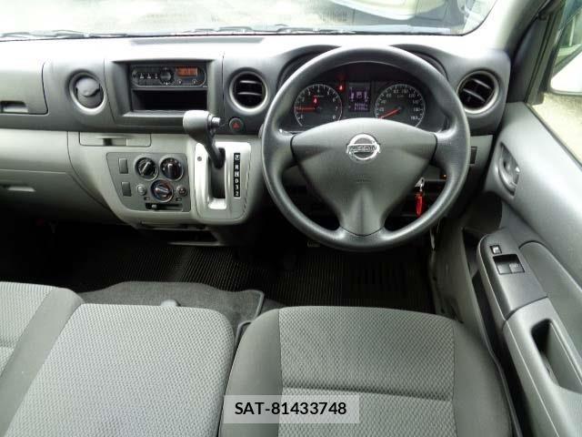 Nissan NV350 Caravan 2018-10 7787919-2