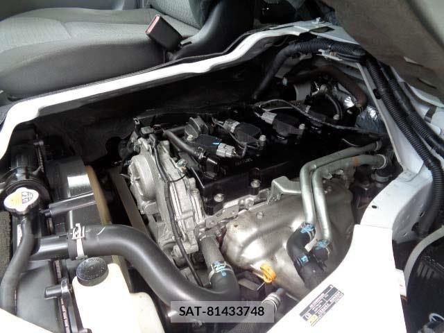 Nissan NV350 Caravan 2018-10 7787919-3