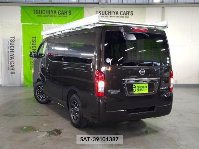 Nissan NV350 Caravan 2015-07 7787924-11