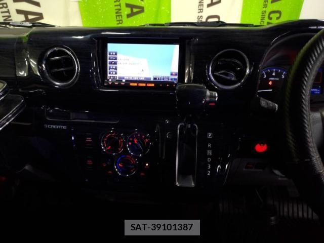 Nissan NV350 Caravan 2015-07 7787924-14