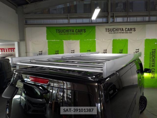 Nissan NV350 Caravan 2015-07 7787924-21
