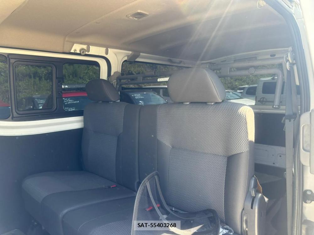 Nissan NV350 Caravan 2020 7009996-9