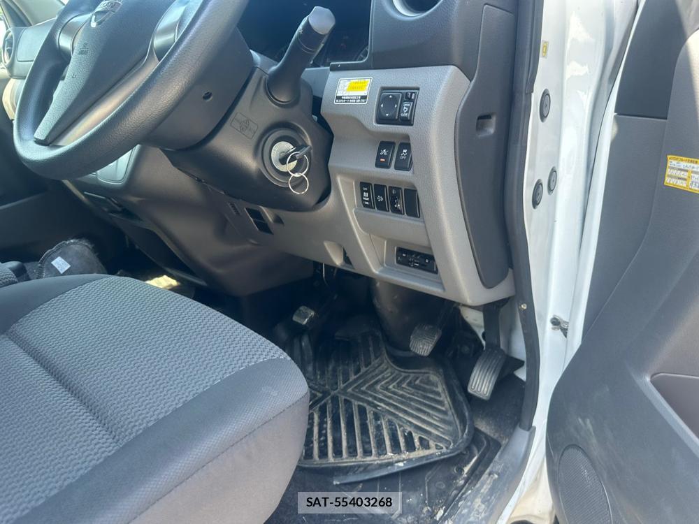 Nissan NV350 Caravan 2020 7009996-15