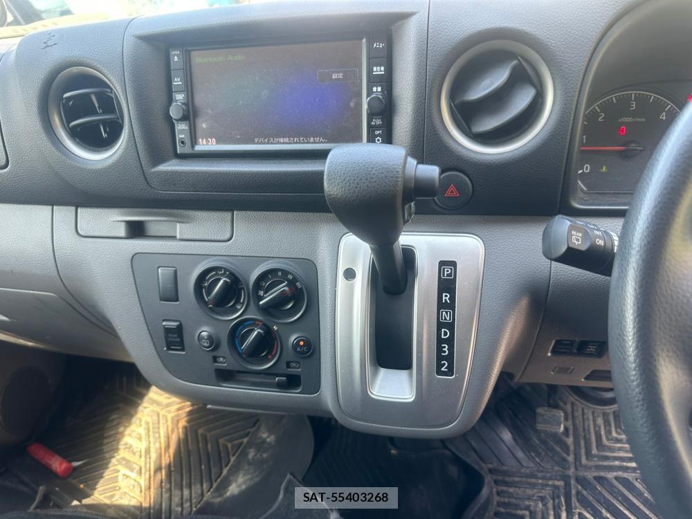 Nissan NV350 Caravan 2020 7009996-18
