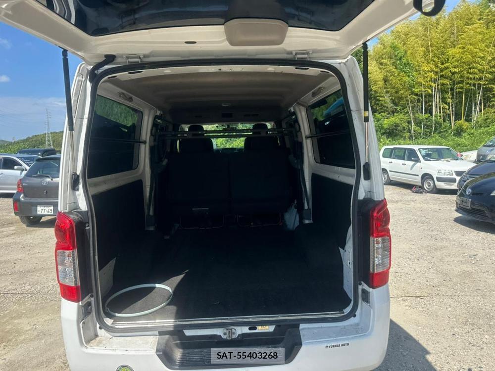 Nissan NV350 Caravan 2020 7009996-23