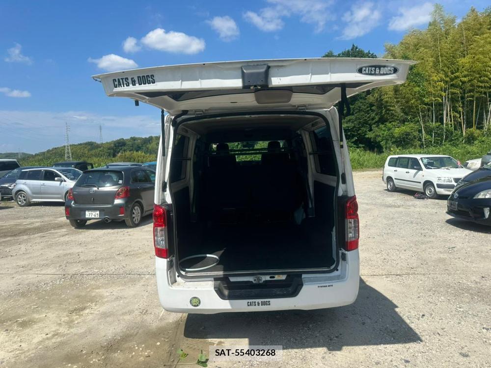 Nissan NV350 Caravan 2020 7009996-24