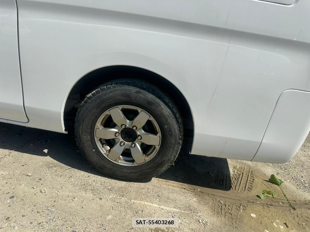 Nissan NV350 Caravan 2020 7009996-28