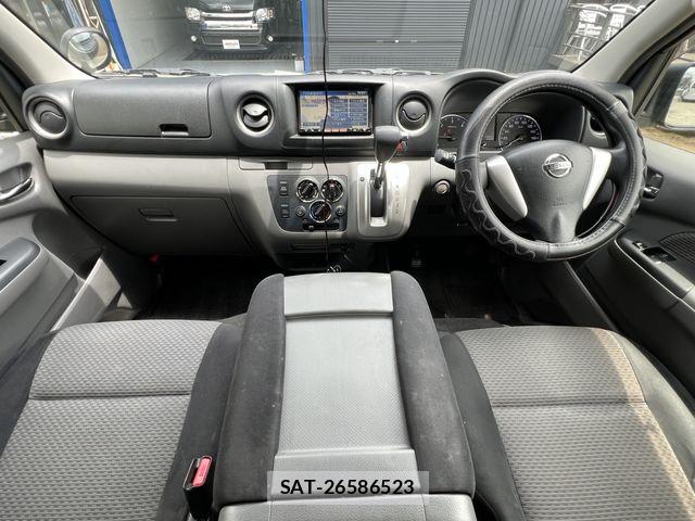 Nissan NV350 Caravan 2013-01 7787918-14