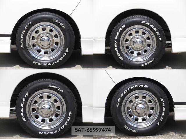 Nissan NV350 Caravan 2017-07 7787925-10
