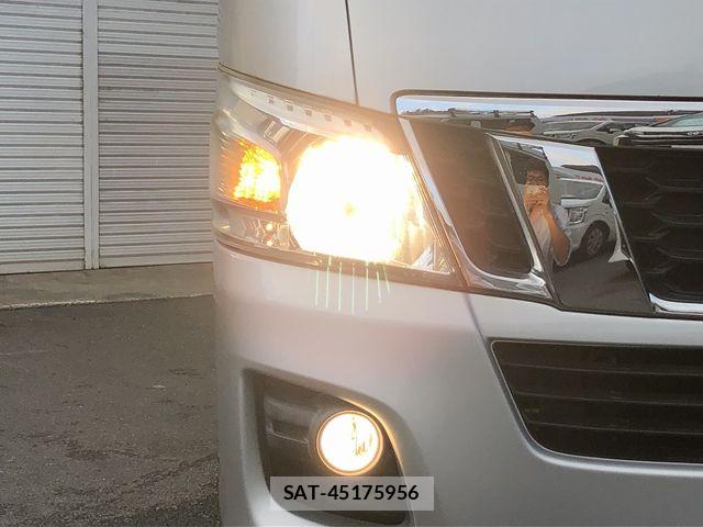 Nissan NV350 Caravan 2014-09 7787922-10