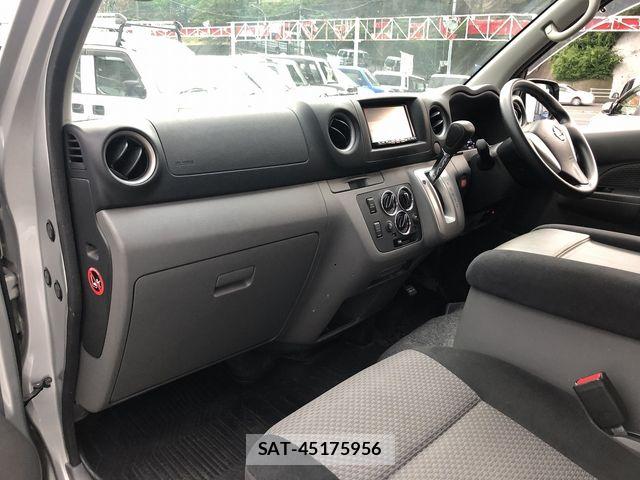 Nissan NV350 Caravan 2014-09 7787922-20