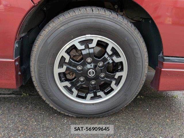 Nissan NV350 Caravan 2019-08 7787930-13