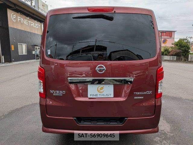 Nissan NV350 Caravan 2019-08 7787930-18