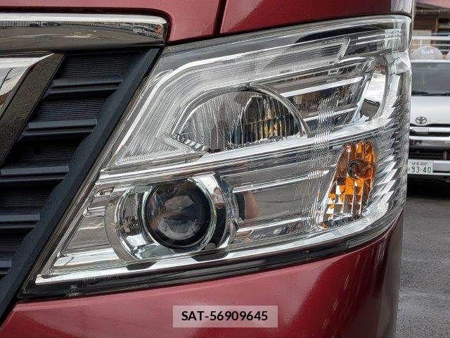Nissan NV350 Caravan 2019-08 7787930-21