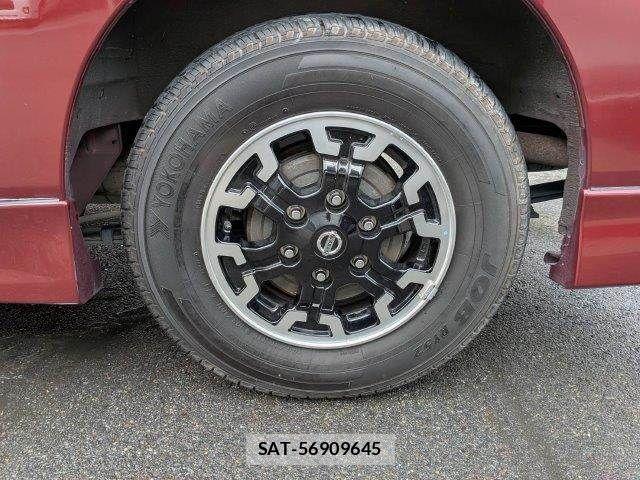 Nissan NV350 Caravan 2019-08 7787930-28
