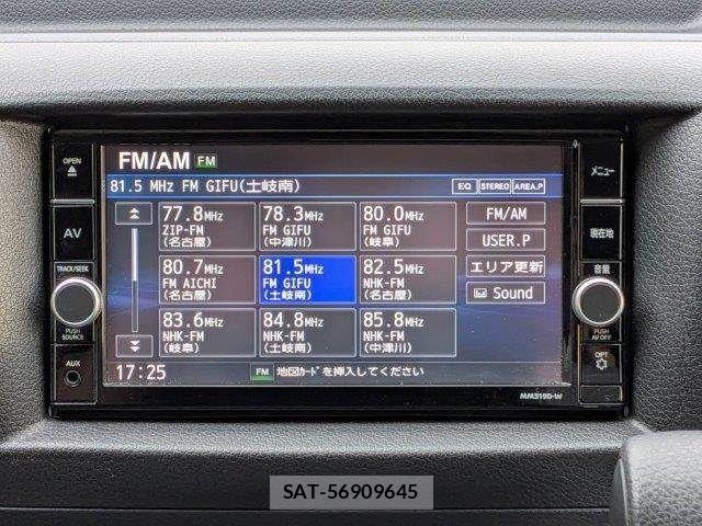 Nissan NV350 Caravan 2019-08 7787930-4