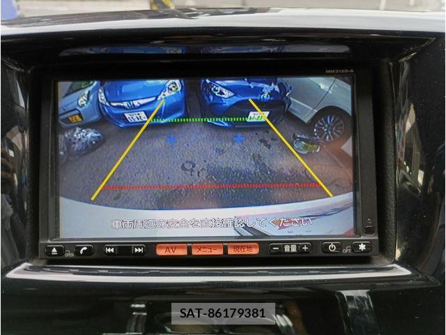 Nissan NV350 Caravan 2012-10 7878557-15