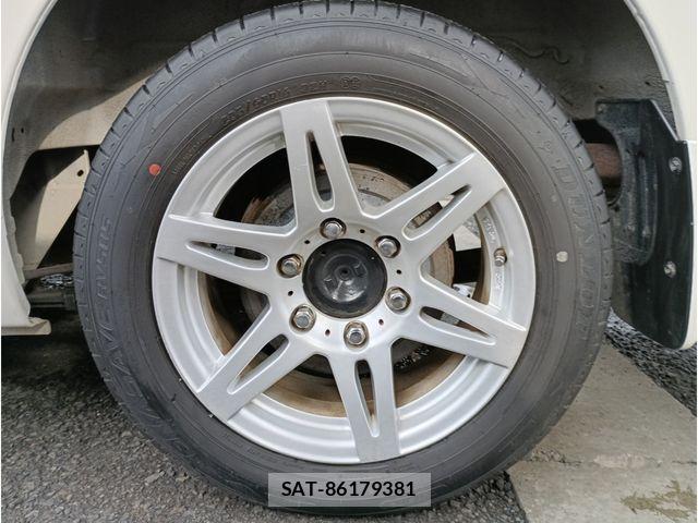Nissan NV350 Caravan 2012-10 7878557-3