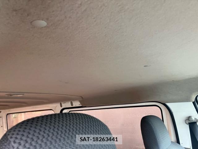 Nissan NV350 Caravan 2012-11 7963148-7