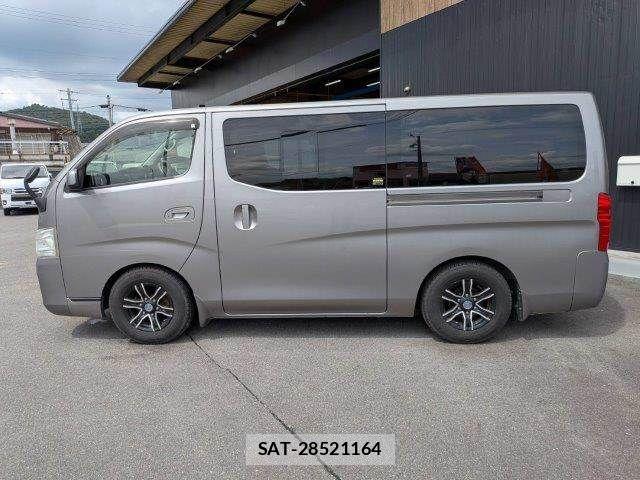 Nissan NV350 Caravan 2015-04 7963147-19