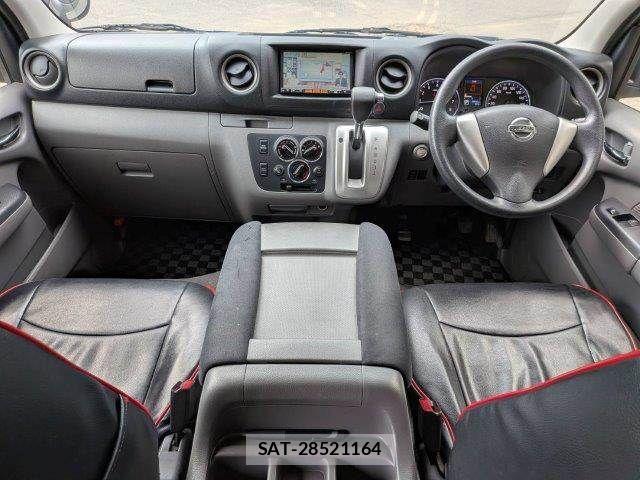 Nissan NV350 Caravan 2015-04 7963147-2