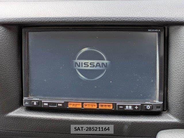 Nissan NV350 Caravan 2015-04 7963147-3