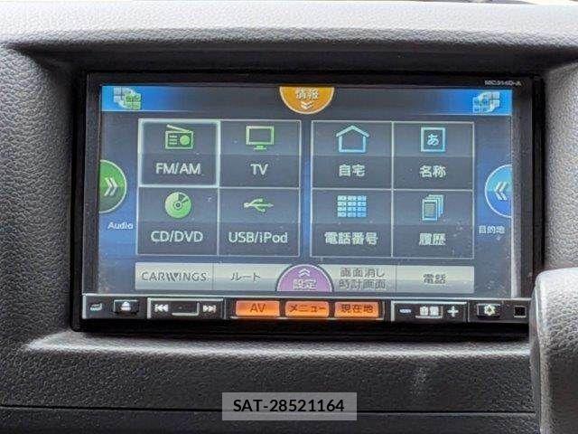 Nissan NV350 Caravan 2015-04 7963147-4