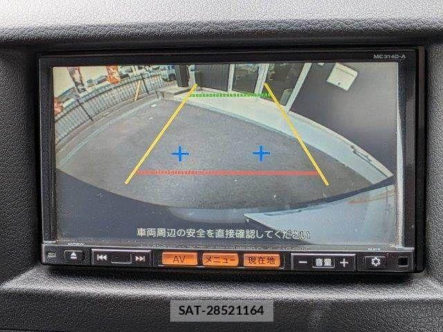 Nissan NV350 Caravan 2015-04 7963147-5