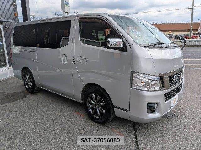 Nissan NV350 Caravan 2015-04 7963141-16