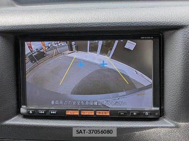 Nissan NV350 Caravan 2015-04 7963141-5