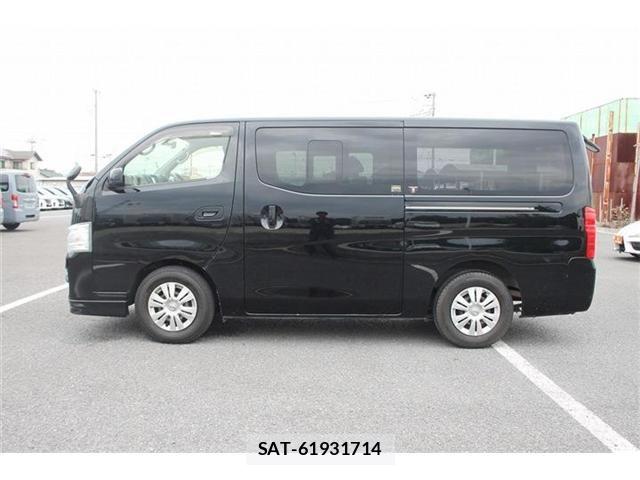 Nissan NV350 Caravan 2016-11 7963146-10