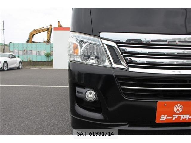 Nissan NV350 Caravan 2016-11 7963146-21