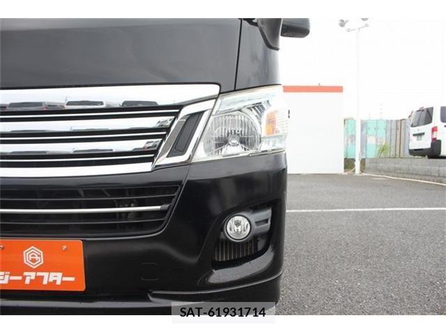 Nissan NV350 Caravan 2016-11 7963146-24