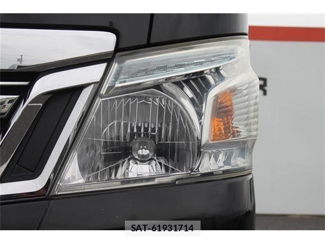 Nissan NV350 Caravan 2016-11 7963146-25