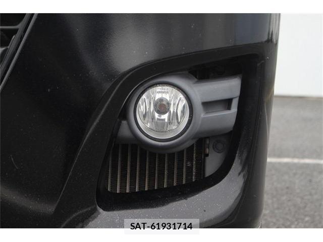 Nissan NV350 Caravan 2016-11 7963146-26